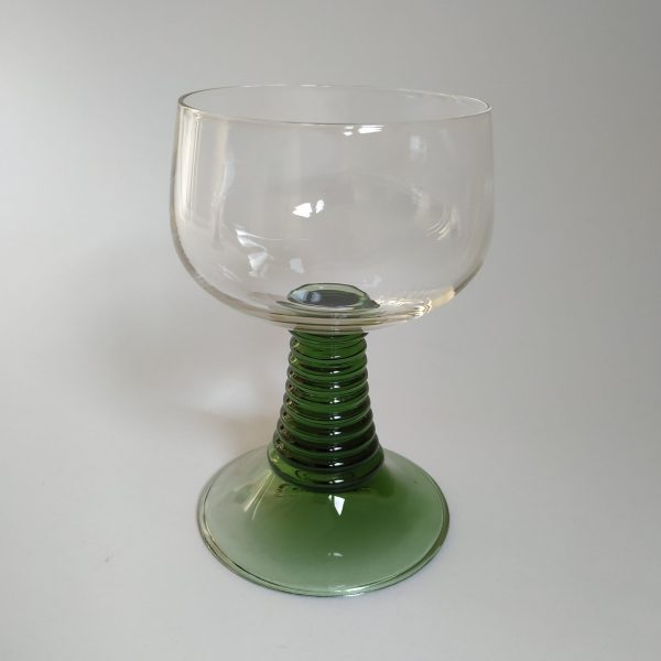 Wijnglazen 2 stuks – set prijs Vintage met licht groene voet – 13,5 cm hoog (2)