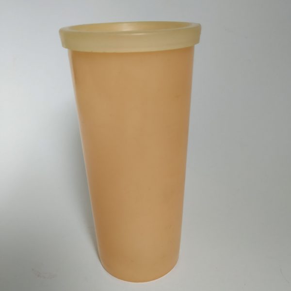 Beker van Tupperware – licht oranje-rose met deksel (2)