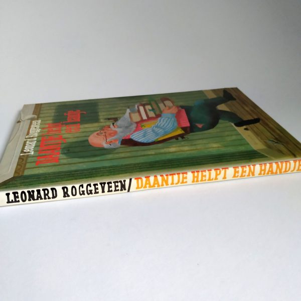 Boek (hardcover) Daantje helpt een handje 1973 (2)