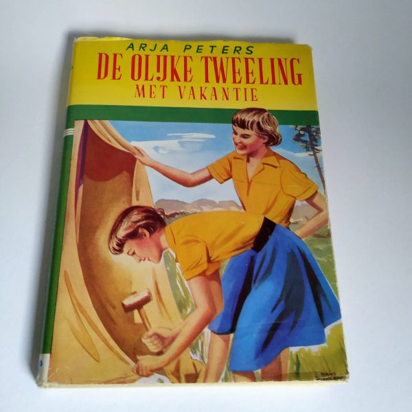 Vintage Boek De Olijke Tweeling met Vakantie