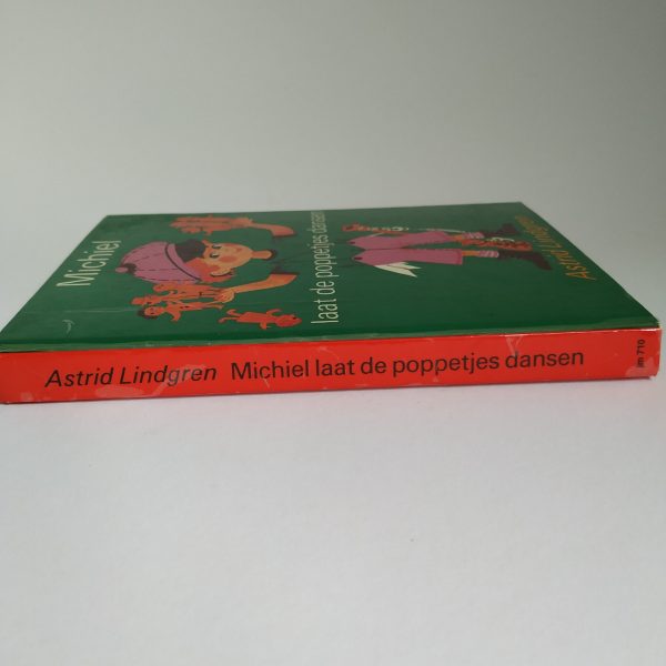 Boek (hardcover) Michiel laat de poppetjes dansen (1972)