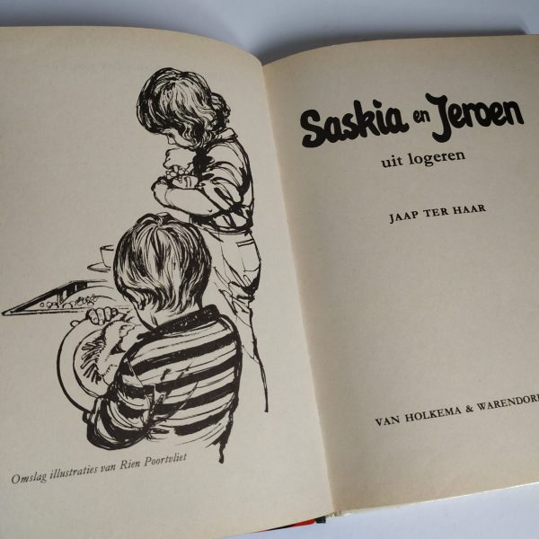 Boek (hardcover) Saskia en Jeroen uit logeren (1975)