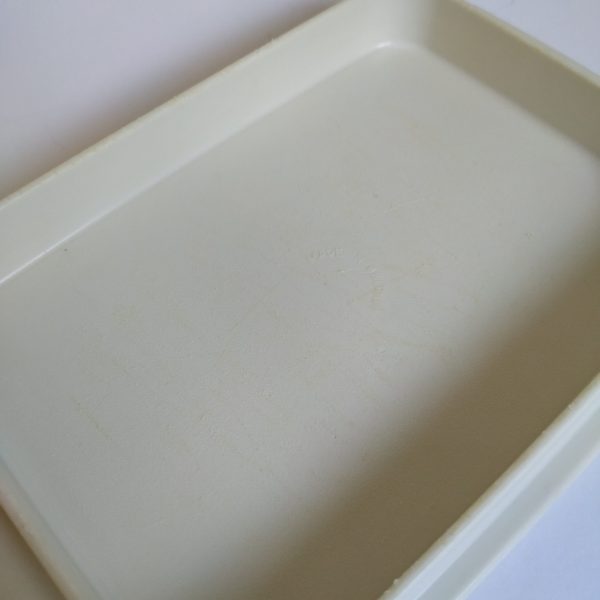 Botervloot van Tupperware (geel-wit) (3)