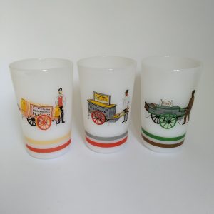 Vintage Melkbekers Melkglas VAMI en PMI