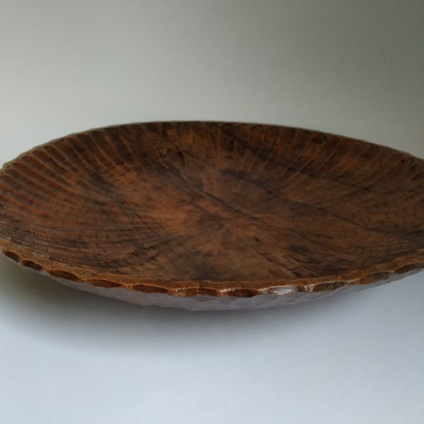 Schaal bruin hout (rond en geribbeld) diameter 35 cm (1)