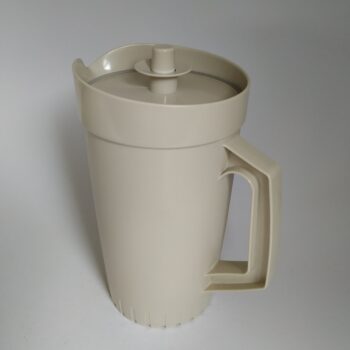 Vintage Schenkkan Tupperware 