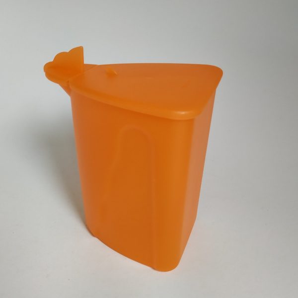 Strooier van tupperware – oranje – hoogte 12 cm (1)