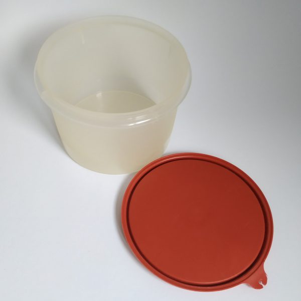 Vershoudbakje Tupperware – rond – diameter 15 cm – hoogte 11 cm (2)