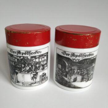 Vintage Opal Pot Der Apotheeker