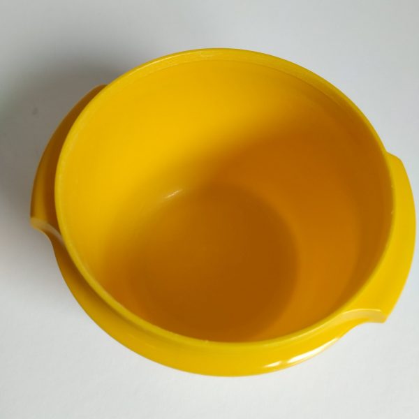 Vershoudbakje Tupperware (geel) diameter 12 cm – hoogte 9 cm(3)