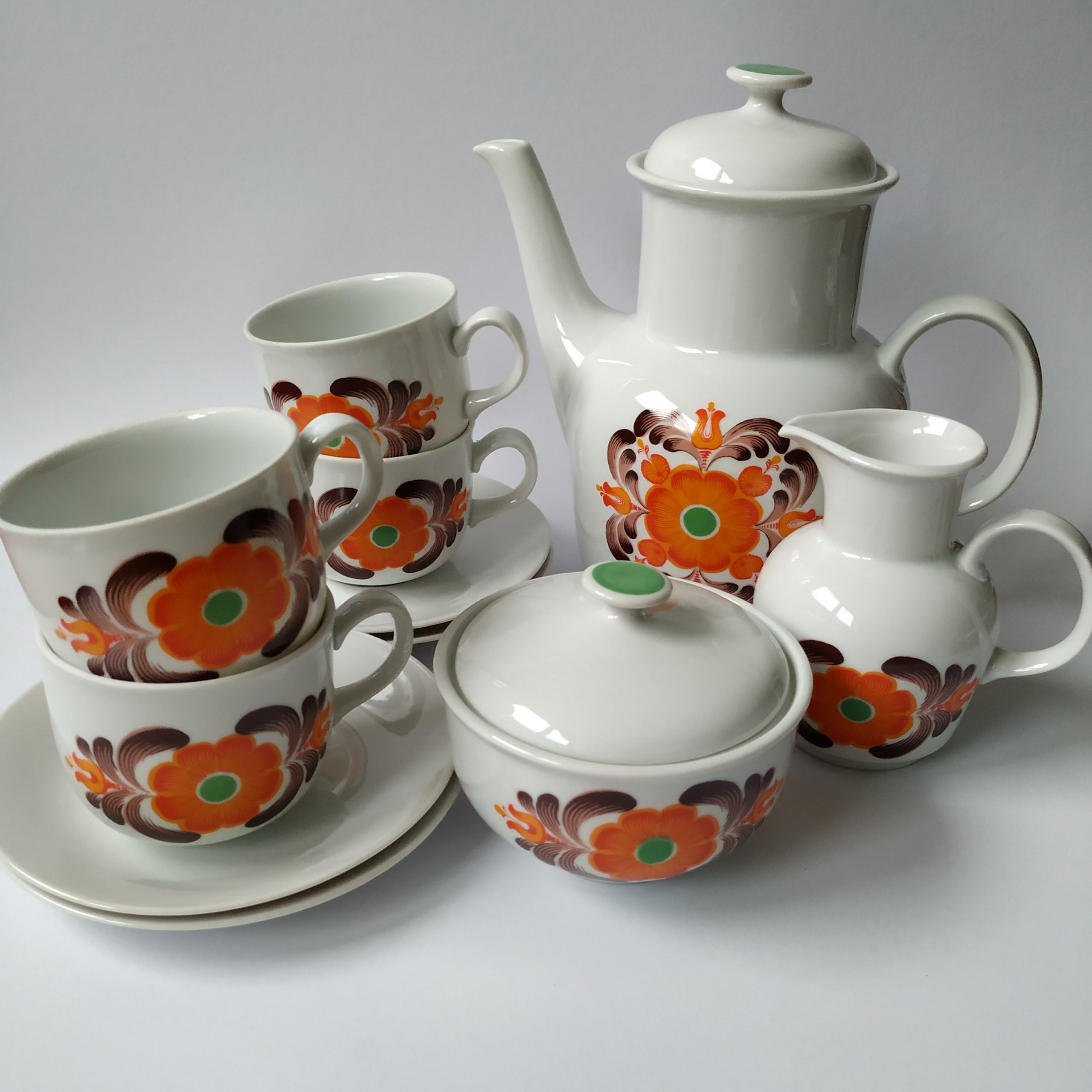 Vaag voorzichtig doorboren Vintage/retro Servies MZ Carlsbad Porselein de Boheme - Queens Vintage