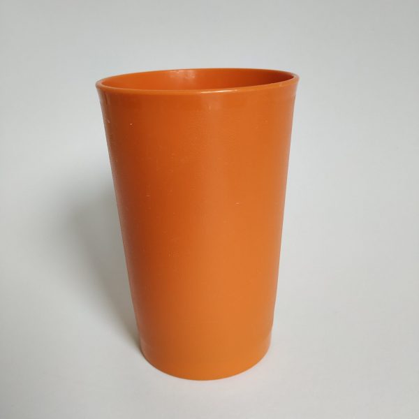 Bekers Tupperware 4 stuks – hoogte 11cm – geel-oranje-bruinrood-bruin (5)