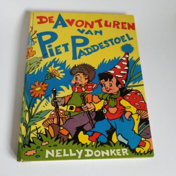 Vintage Kinderboek De avonturen van Piet Paddestoel