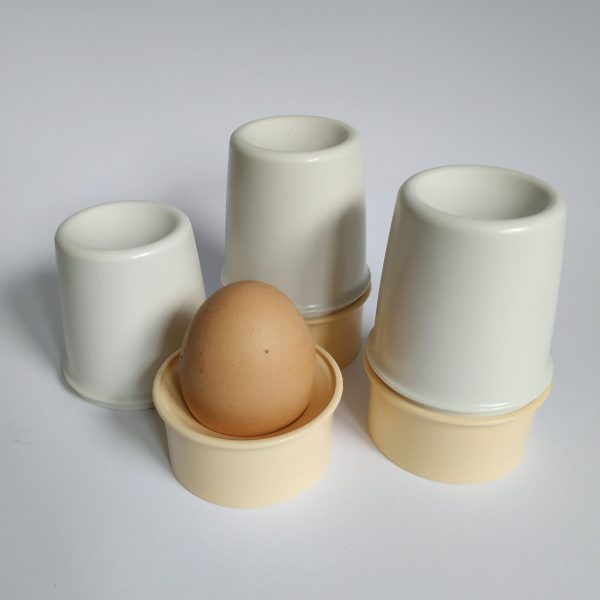 Eierdopjes Tupperware – 3 stuks – warmhouder (1)