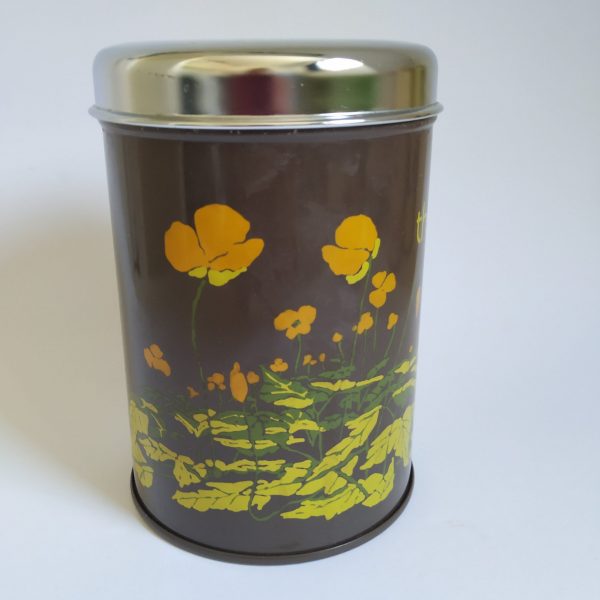 Blik Thee – bruin met oranje-gele bloem – hoogte 16,5 cm – diameter 12 cm (2)