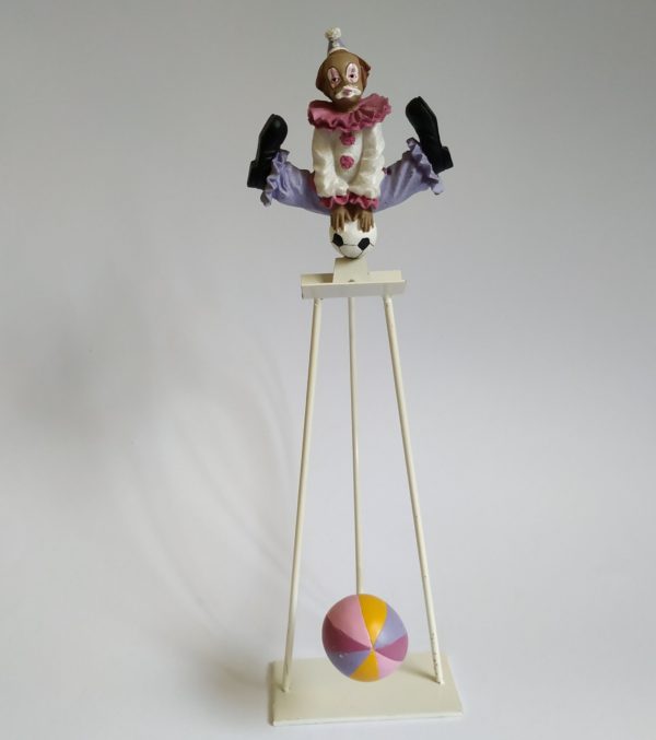 Clown in beweging – hoogte 34,5 cm (1)