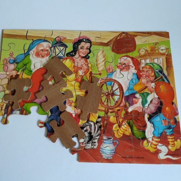 Puzzel Sneeuwwitje en de zeven dwergen – 42 houten (triplex) puzzelstukken Simplex (5)