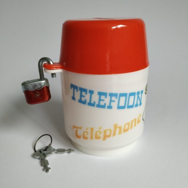 Telefoon potje met slotje – hoogte 10 cm – diameter 7 cm (2)