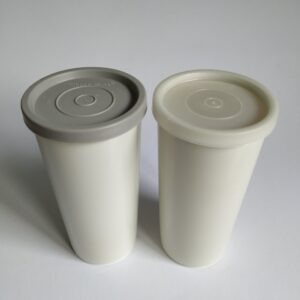 Vintage Bekers Tupperware met Deksel