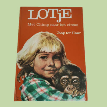 Vintage Boek Lotje met Chimp naar het circus