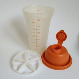 Vintage shake beker / quick shaker van Tupperware