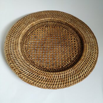 Vintage onderbord van geweven rotan