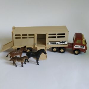 Vintage paarden trailer van Tonka met 3 paarden