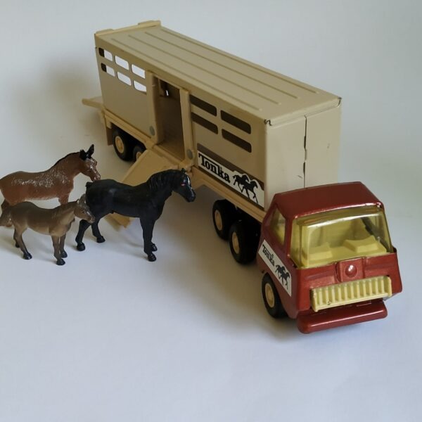 Vintage paarden trailer van Tonka met 3 paarden