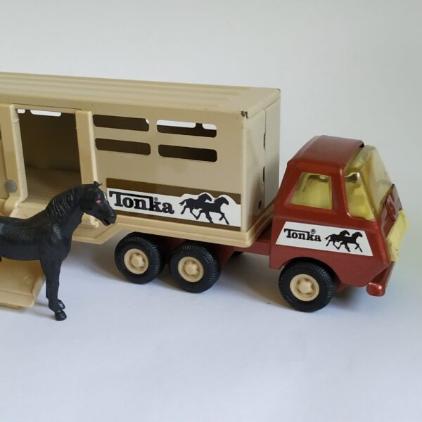 Paarden trailer van Tonka met 3 paarden – 25 x 8 cm (3)