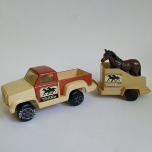 Vintage pick-up truck met paarden trailer van Tonka