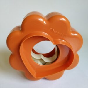 Vintage vormenhouder van Tupperware met verschillende vormen