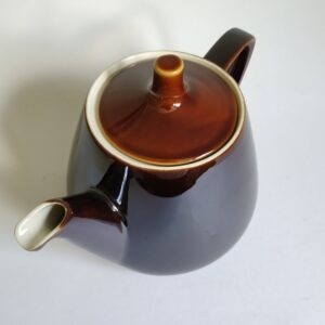 Vintage thee / koffiepot van Villeroy & Boch, maat 3 uit de jaren 60