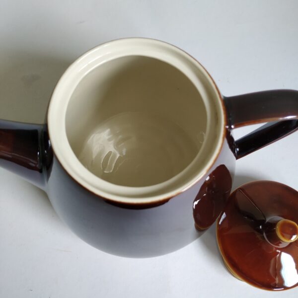 Vintage thee / koffiepot van Villeroy & Boch, maat 3 uit de jaren 60
