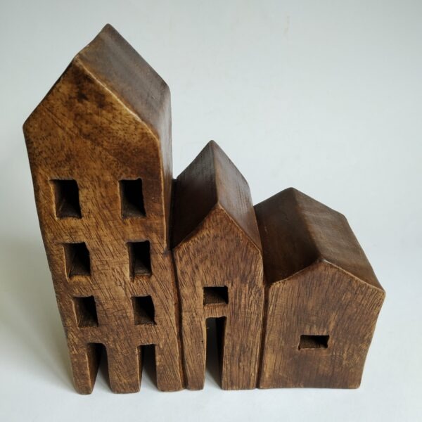Huisjes decoratie van hout – 3 huisjes aan elkaar – 17,5x20x8 cm (1)