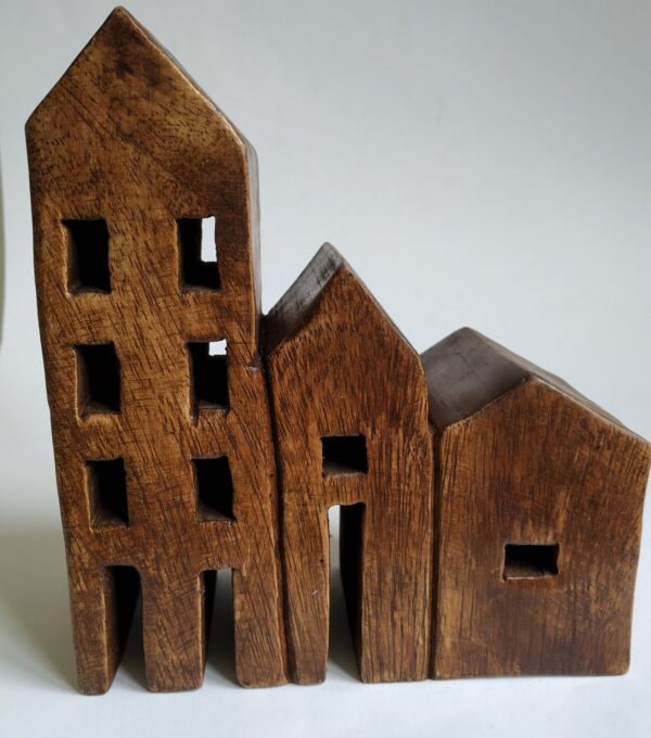 Huisjes decoratie van hout – 3 huisjes aan elkaar – 17,5x20x8 cm (4)