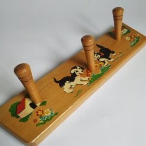 Vintage houten kinder kapstokje met 3 houten haken uit de jaren 60