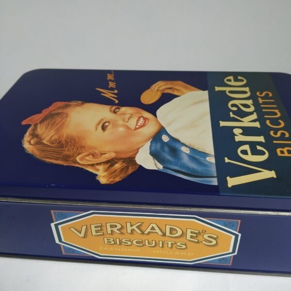 Koekblik – trommel Verkade Biscuits met afbeelding meisje Mmm.. – afmeting 21×13,5x6cm (2)