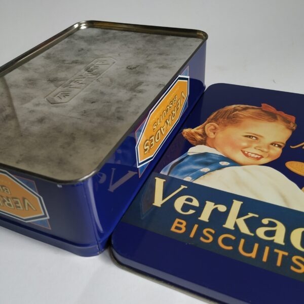 Koekblik – trommel Verkade Biscuits met afbeelding meisje Mmm.. – afmeting 21×13,5x6cm (4)