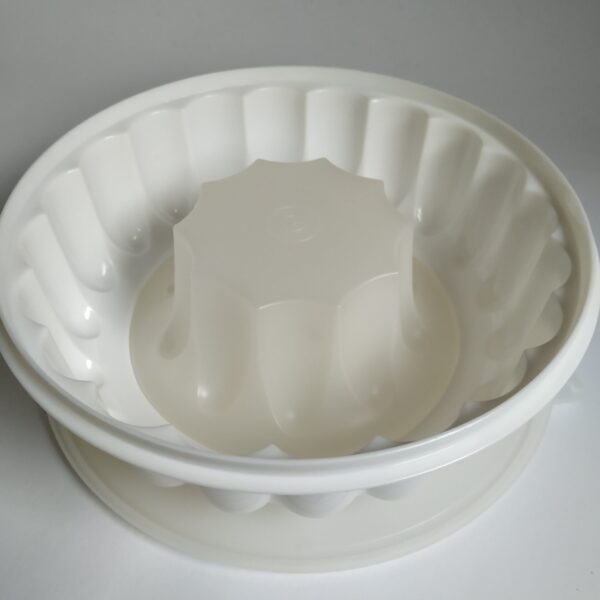 Puddingvorm Tupperware tulbandvorm – diameter 24 cm (4)