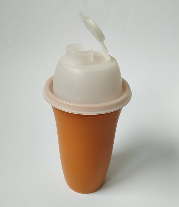 Shake beker – quick shaker Tupperware – oranje – hoogte 20 cm (1)