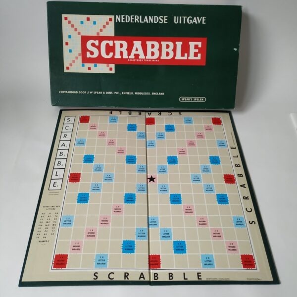 Vintage bordspel Scrabble in een Nederlandse uitgave