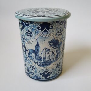 Vintage blik / trommel van Albert Heijn in delfts blauw