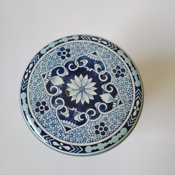 Blik Delfts Blauw van Albert Heijn (rond) met hollandse afbeeldingen – hoogte 14 cm – diameter 10,5 cm (3)