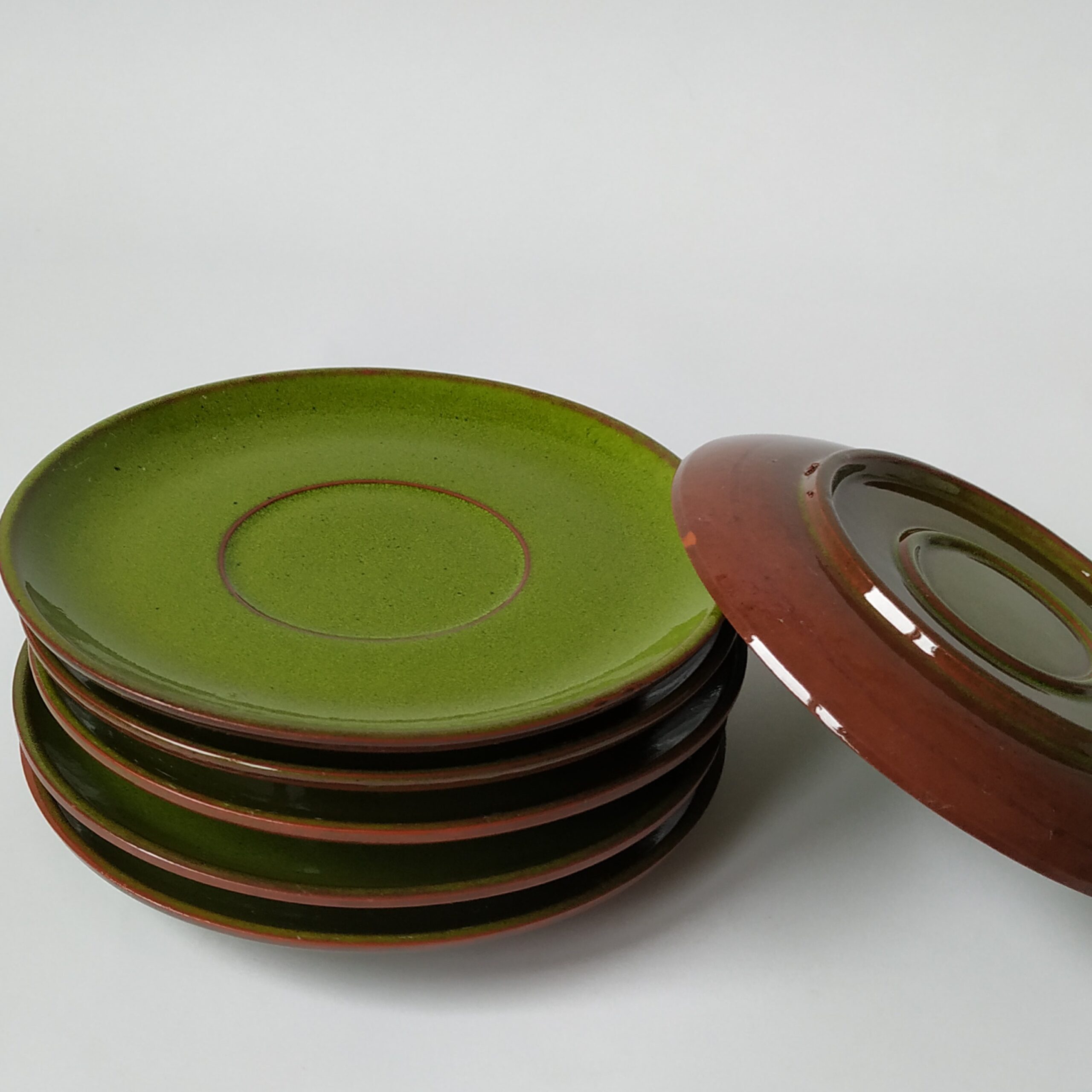 Espressokopjes met schotel in de kleur groen-oranje-rood – 6 stuks – inhoud 100 ml (6)