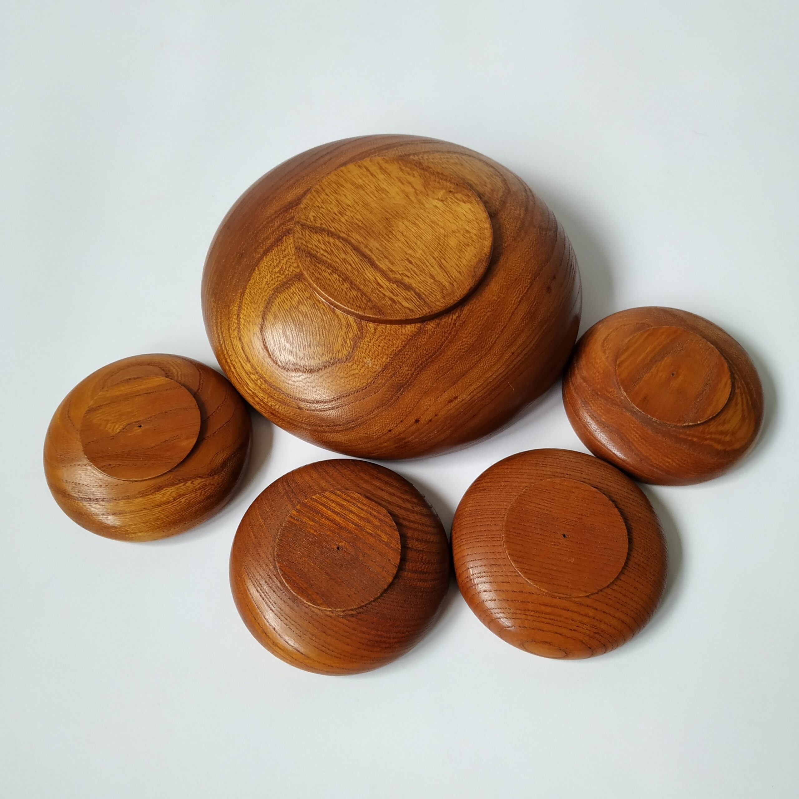 Snackschaal met 4 kleine snackschaaltjes van hout – diameter 15 cm en 7,5 cm (4)