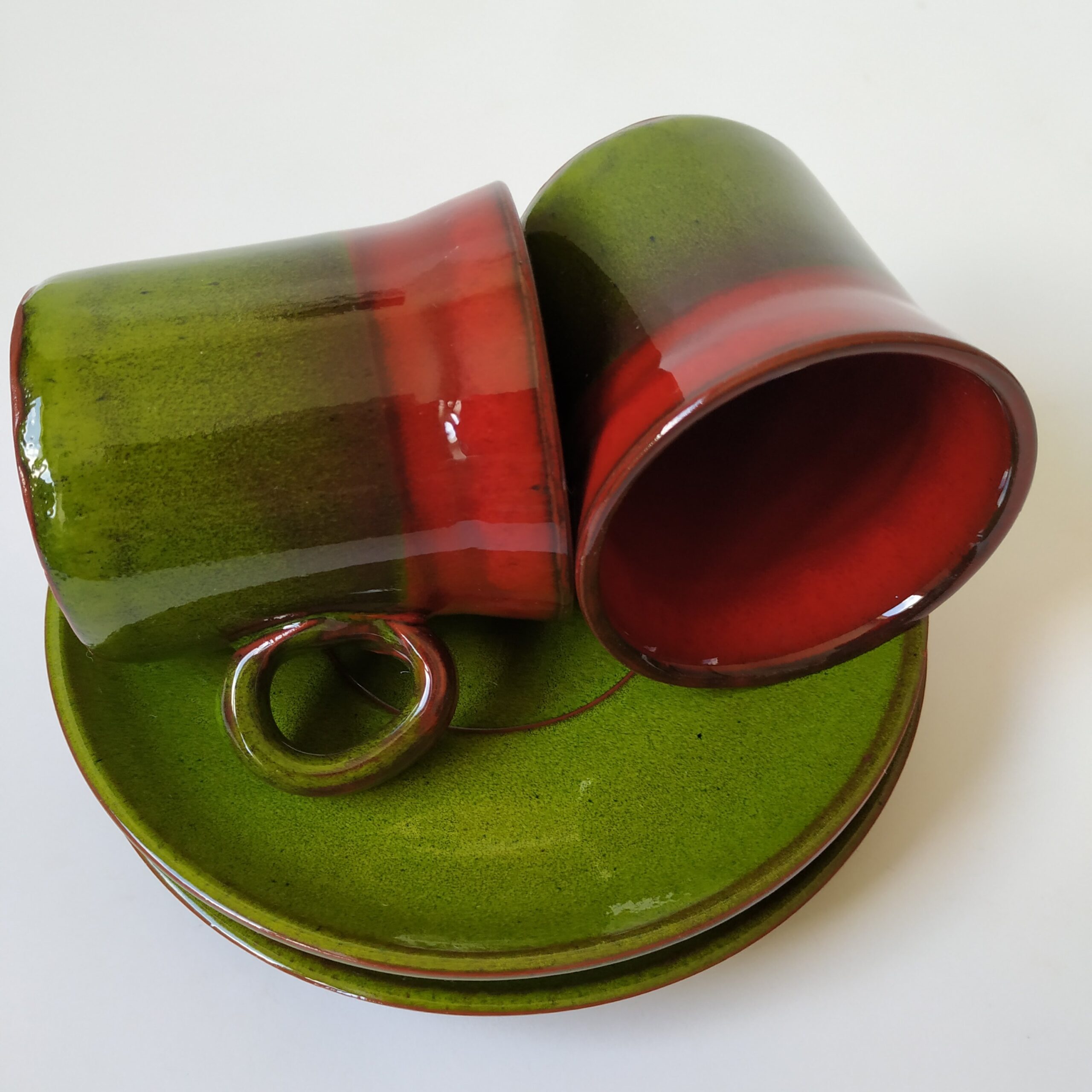 Espressokopjes met schotel – kleur rood-groen – inhoud 100 ml – 2 stuks (5)