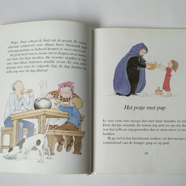 Vintage kinderverhalenboek van Helen Oxenbury uit 1985