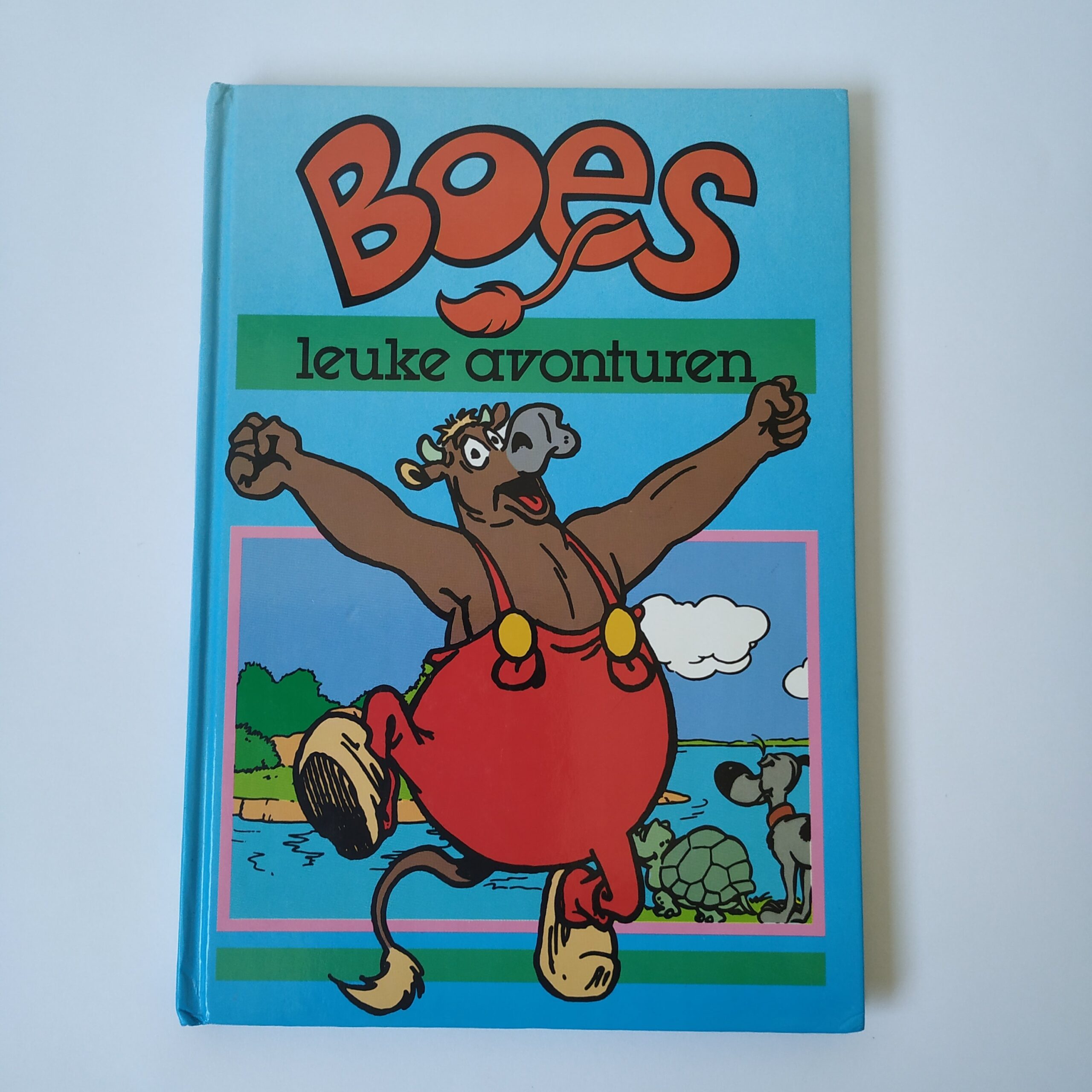 Vintage boek (hardcover) van Boes leuke avonturen uit 1988