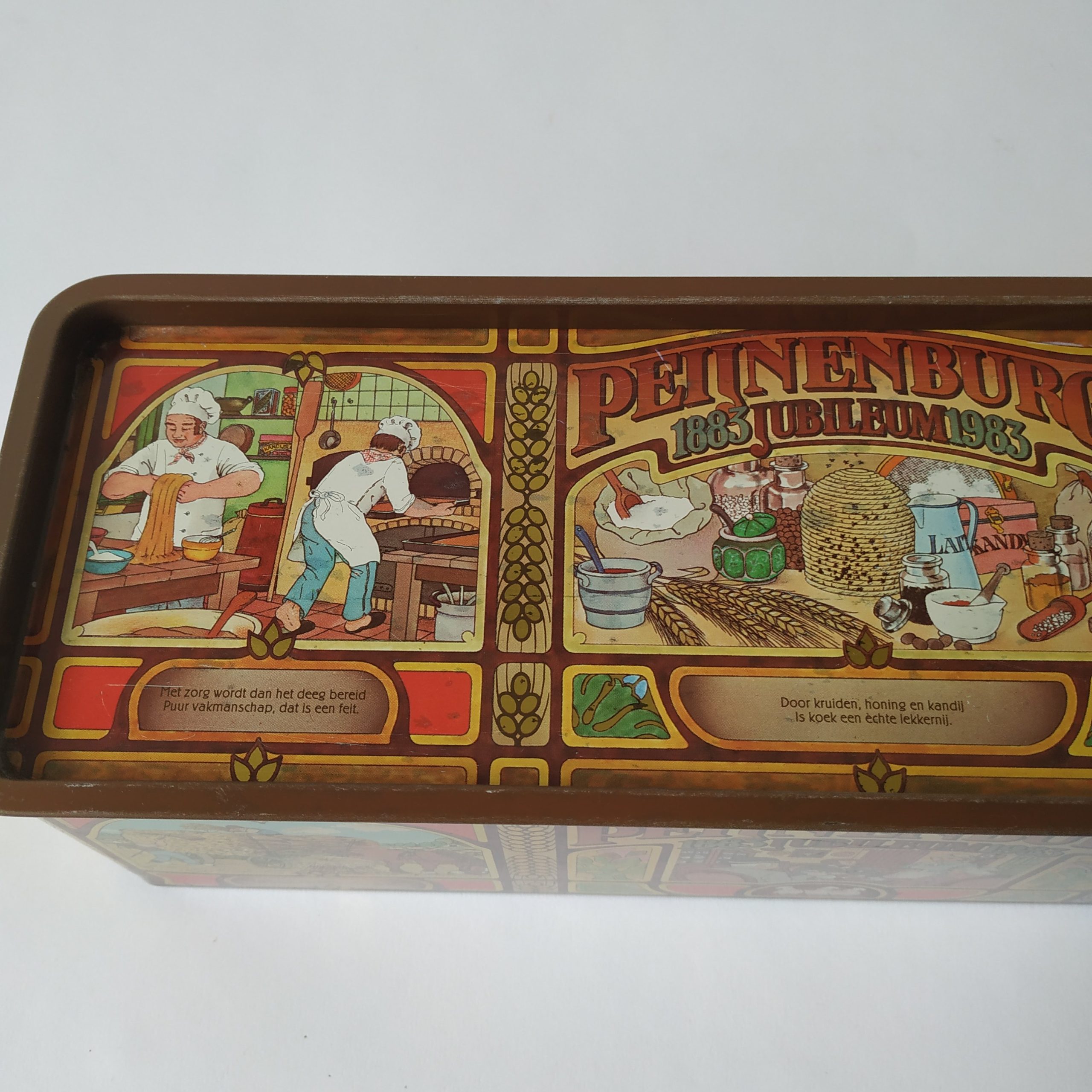Blik – trommel Peijnenburg ontbijtkoek – jubileum blik uit 1983 – afmeting 31×10,5×9 cm (7)