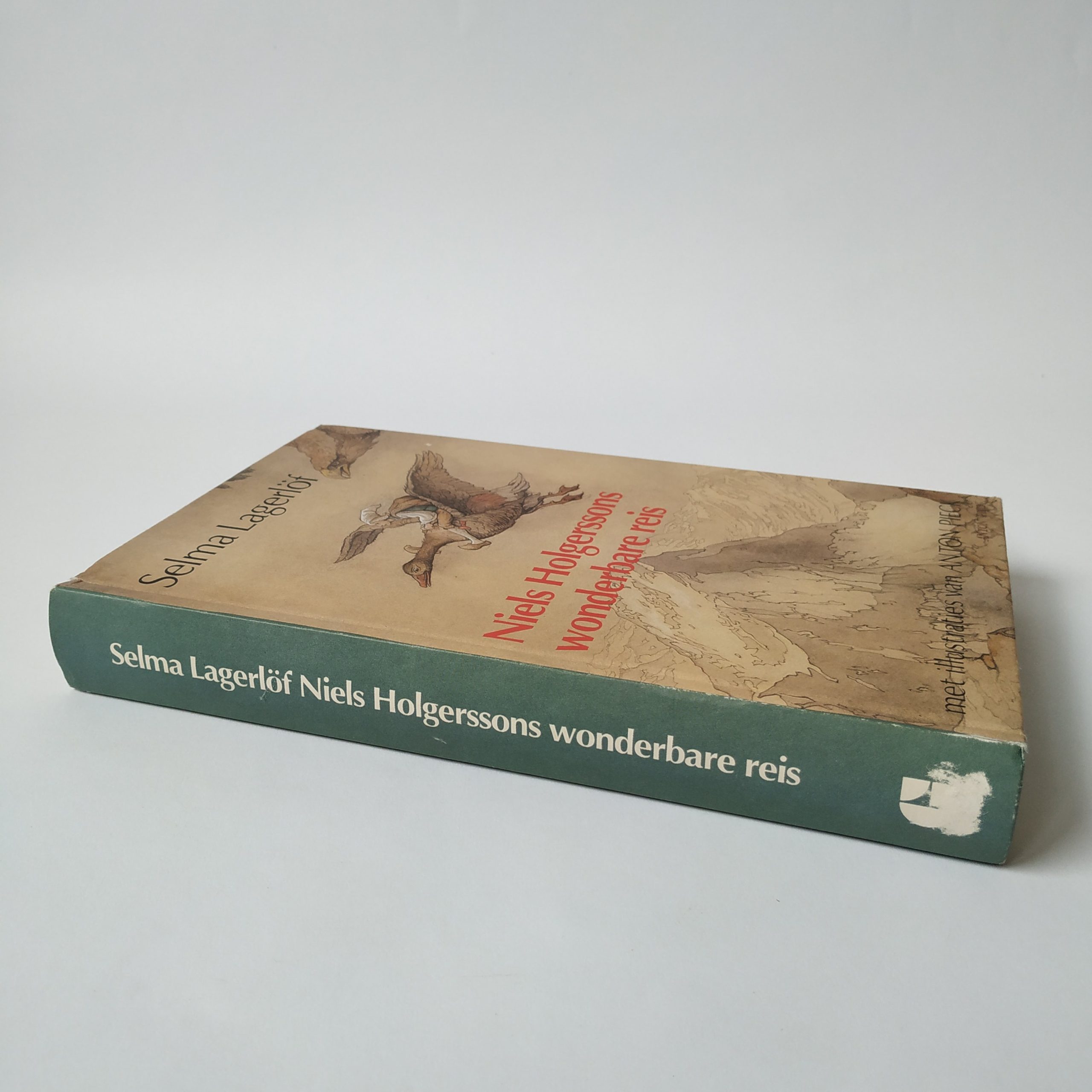 Boek Niels Holgerssons wonderbare reis – geschreven door selma lagerlof – hardcover (3)